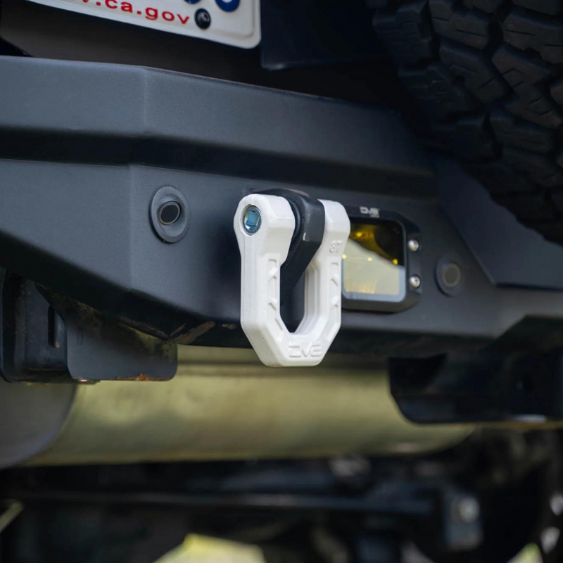 DV8 Elite Series 3/4" D-Ring Shackles